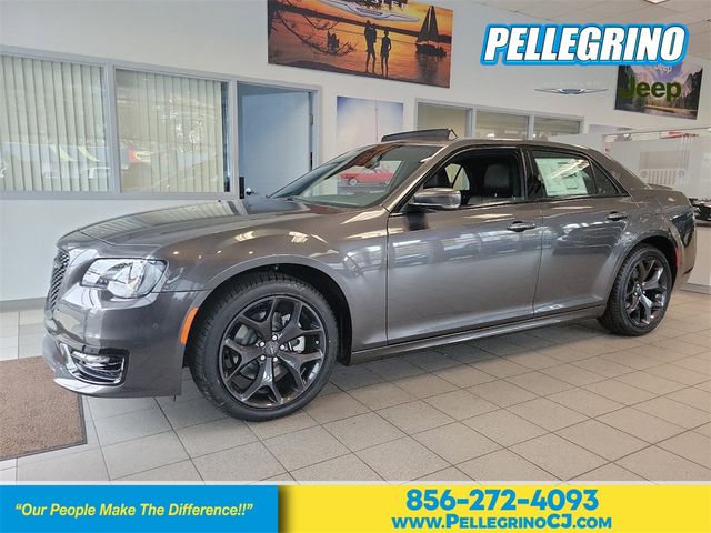 2023 Chrysler 300 300S