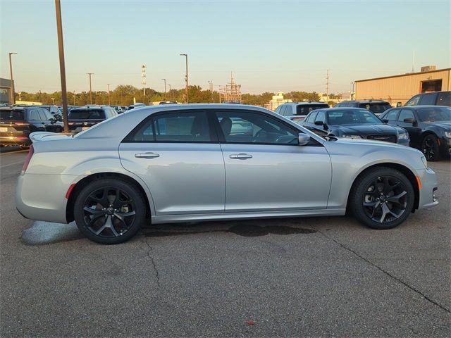 2023 Chrysler 300 300S