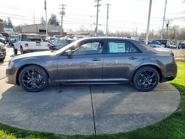 2023 Chrysler 300 300S