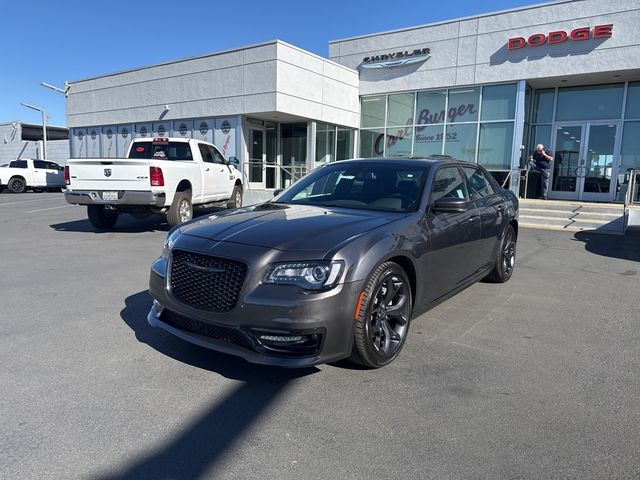 2023 Chrysler 300 300S