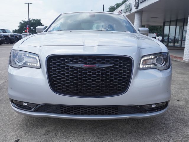 2023 Chrysler 300 300S