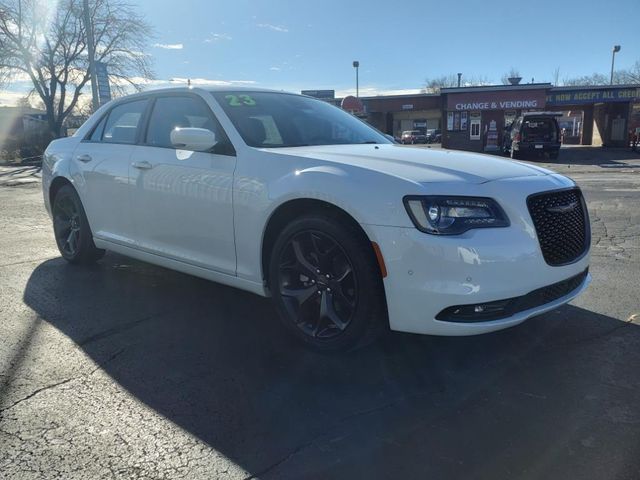 2023 Chrysler 300 300S