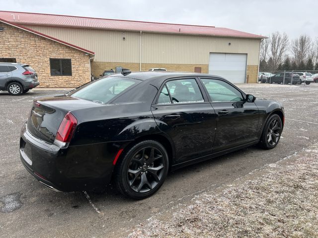 2023 Chrysler 300 300S