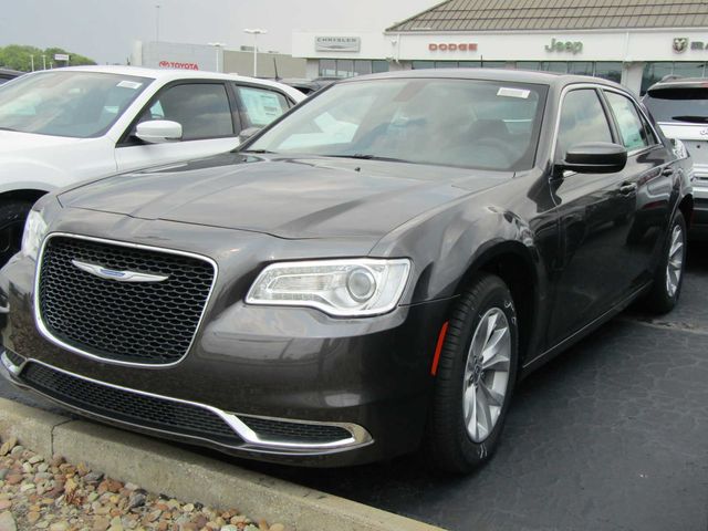 2023 Chrysler 300 Touring