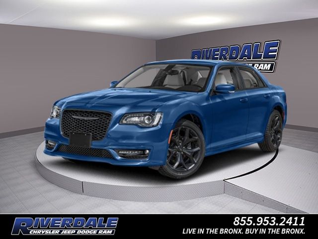 2023 Chrysler 300 Touring L