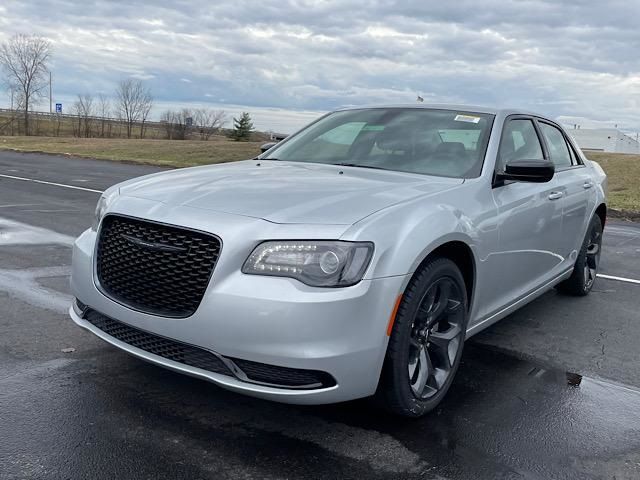 2023 Chrysler 300 Touring