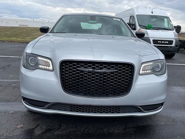 2023 Chrysler 300 Touring