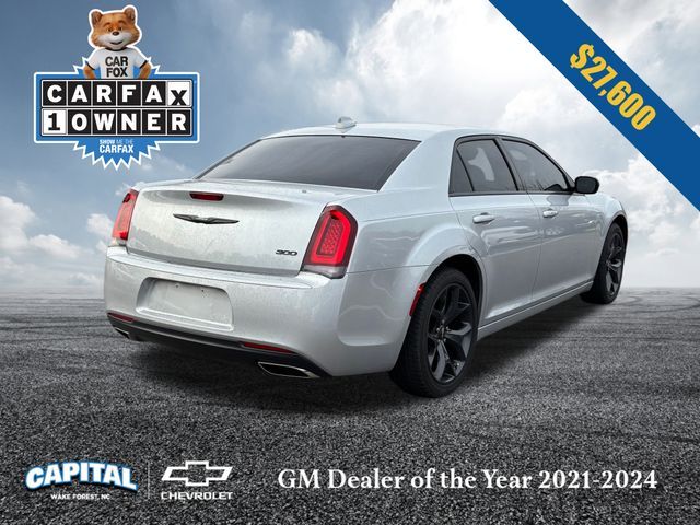 2023 Chrysler 300 Touring