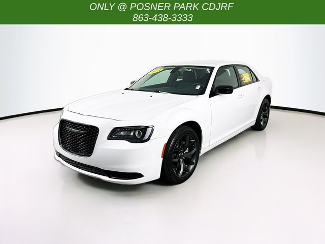 2023 Chrysler 300 Touring