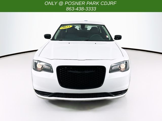 2023 Chrysler 300 Touring