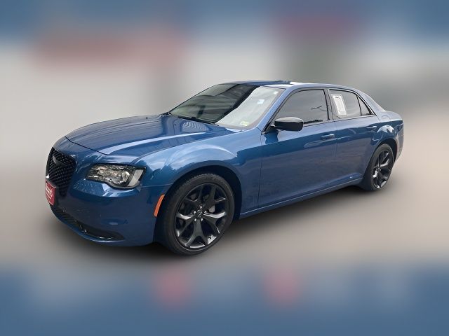 2023 Chrysler 300 Touring