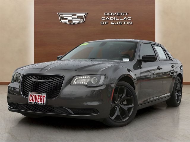 2023 Chrysler 300 Touring