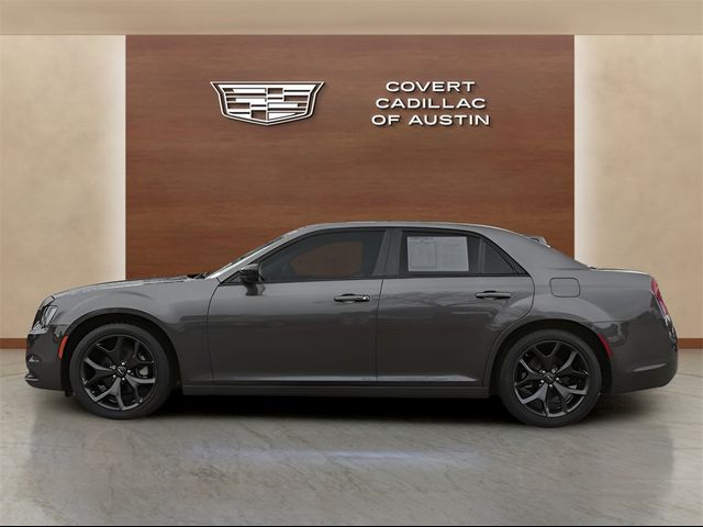 2023 Chrysler 300 Touring