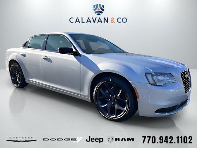 2023 Chrysler 300 Touring