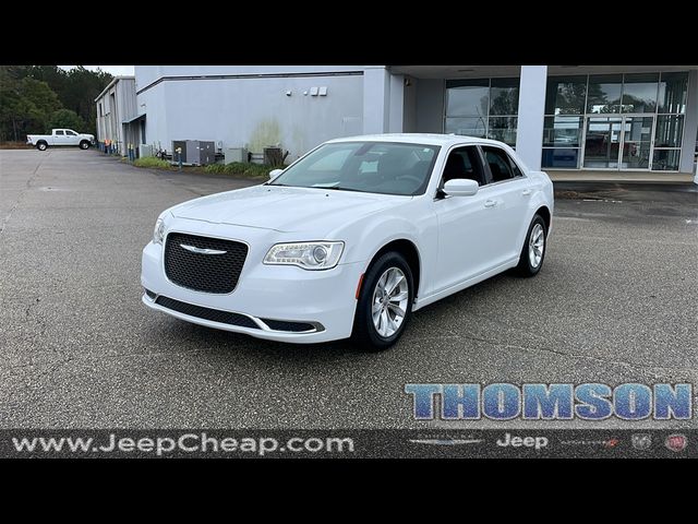 2023 Chrysler 300 Touring