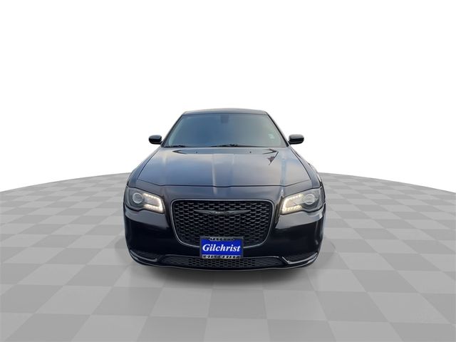 2023 Chrysler 300 Touring