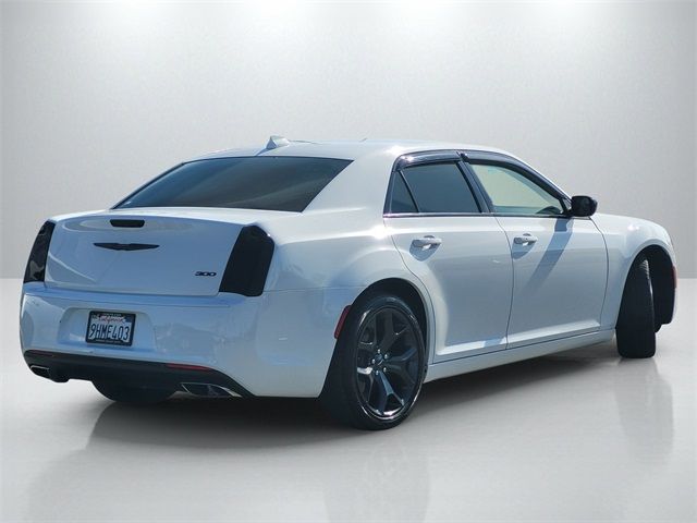 2023 Chrysler 300 Touring