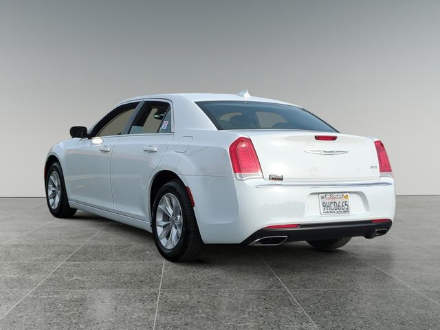 2023 Chrysler 300 Touring