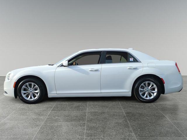 2023 Chrysler 300 Touring