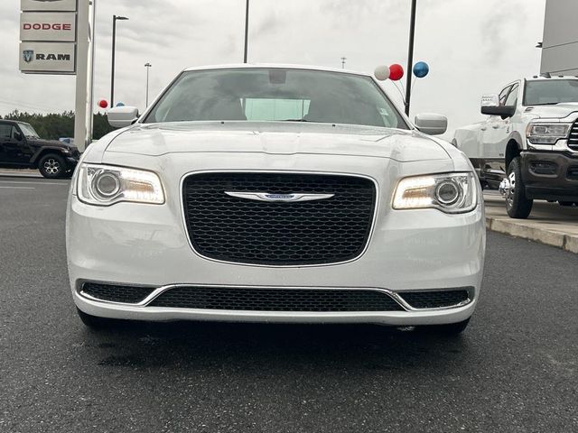 2023 Chrysler 300 Touring