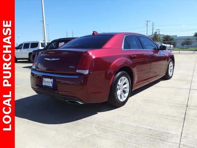 2023 Chrysler 300 Touring