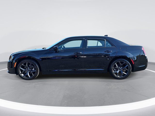 2023 Chrysler 300 Touring