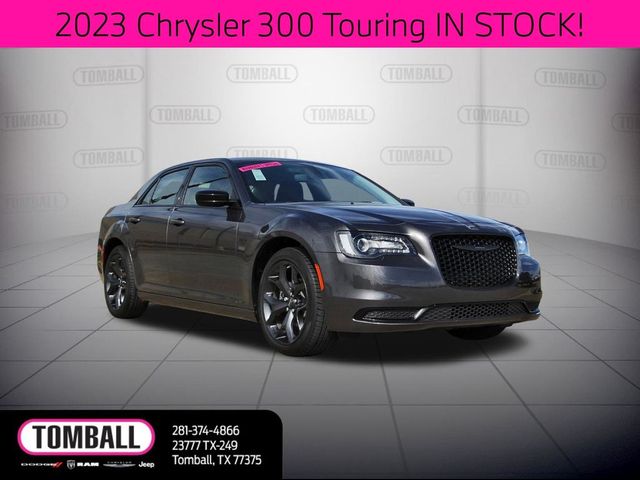 2023 Chrysler 300 Touring