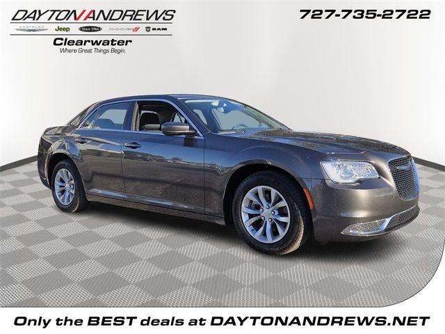 2023 Chrysler 300 Touring