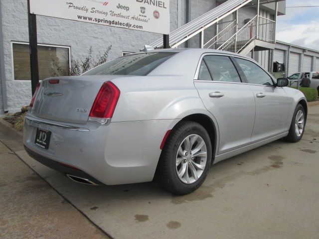 2023 Chrysler 300 Touring