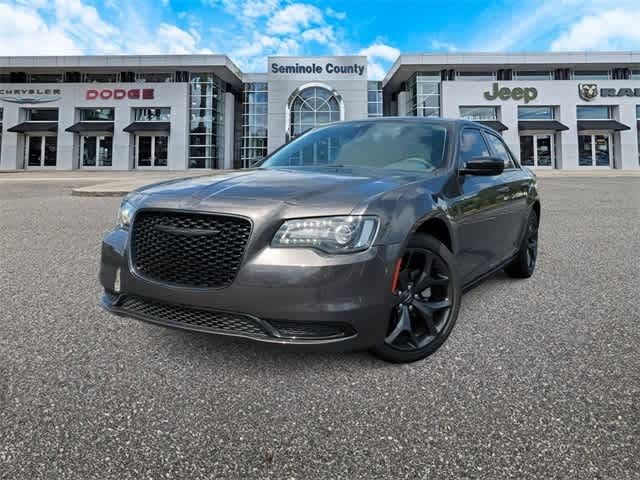 2023 Chrysler 300 Touring