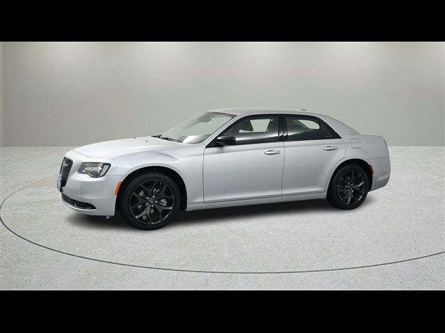 2023 Chrysler 300 Touring