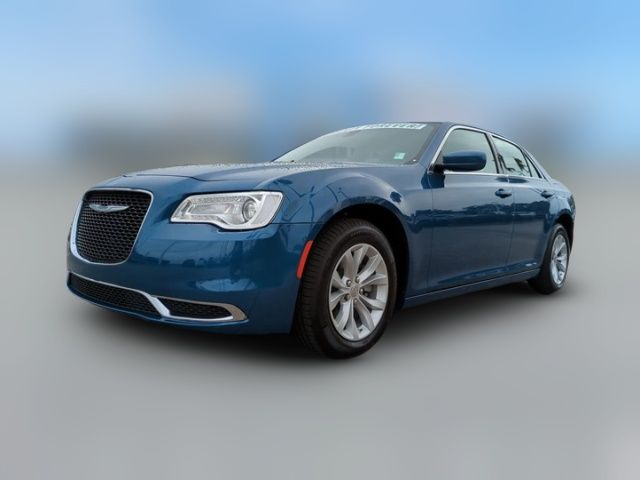 2023 Chrysler 300 Touring