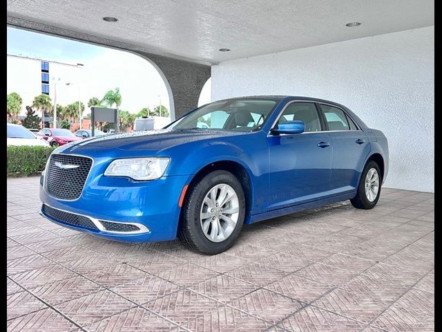 2023 Chrysler 300 Touring