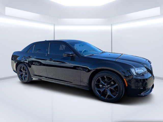 2023 Chrysler 300 Touring