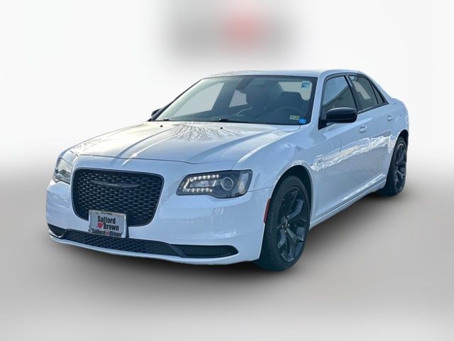 2023 Chrysler 300 Touring