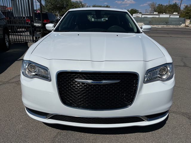 2023 Chrysler 300 Touring