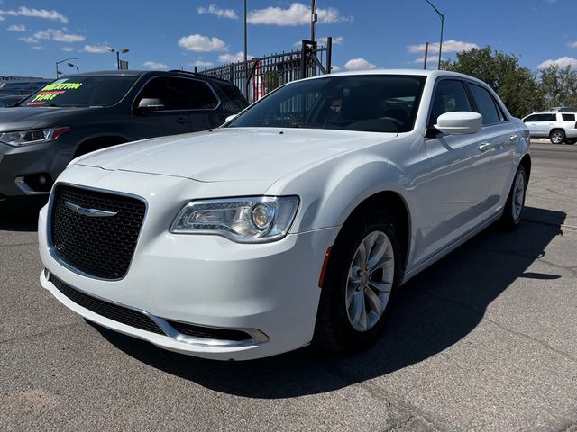 2023 Chrysler 300 Touring