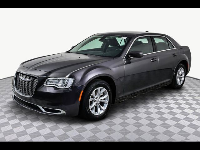 2023 Chrysler 300 Touring