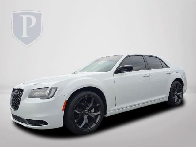 2023 Chrysler 300 Touring