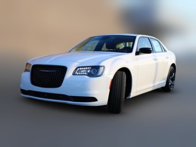 2023 Chrysler 300 Touring