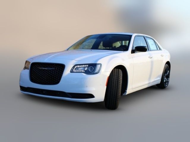 2023 Chrysler 300 Touring
