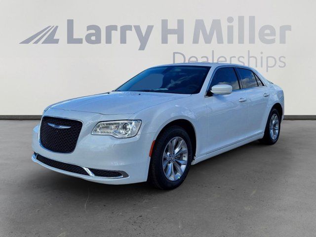 2023 Chrysler 300 Touring