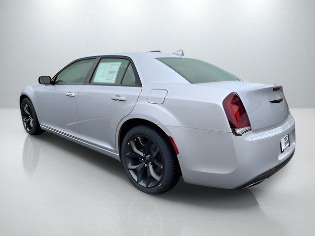 2023 Chrysler 300 Touring