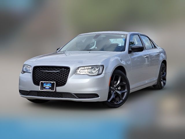 2023 Chrysler 300 Touring