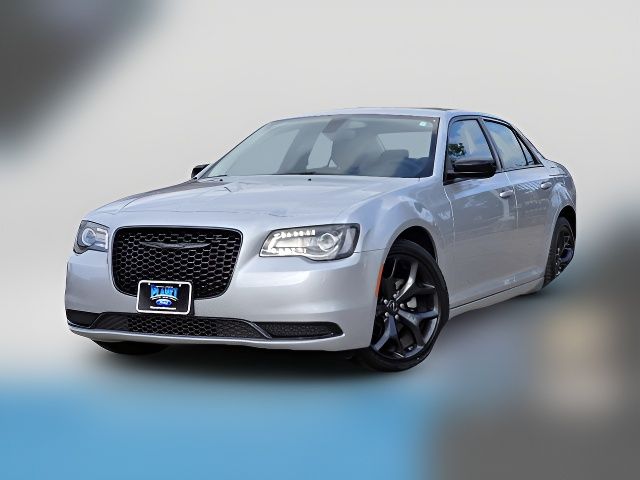 2023 Chrysler 300 Touring