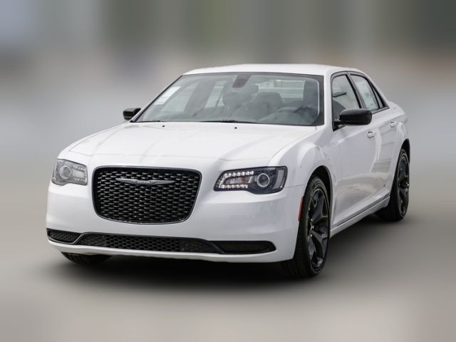 2023 Chrysler 300 Touring