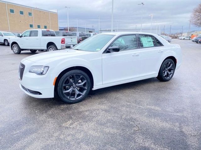 2023 Chrysler 300 Touring