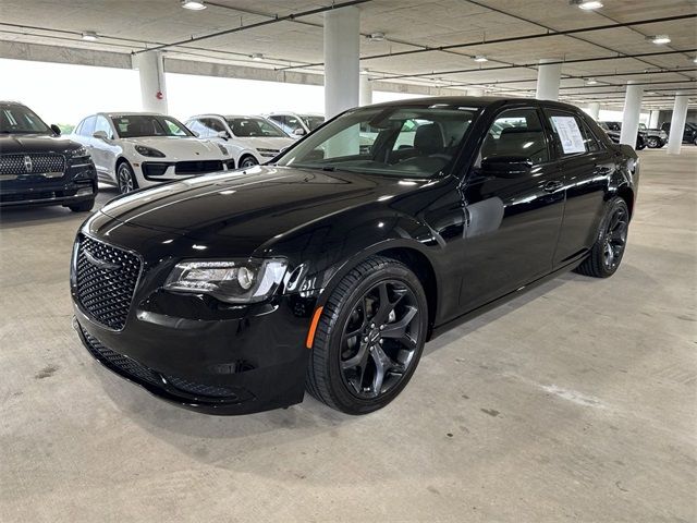 2023 Chrysler 300 Touring