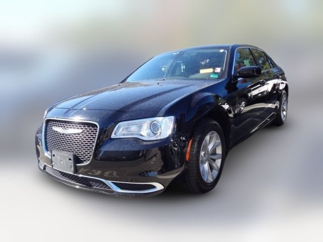 2023 Chrysler 300 Touring