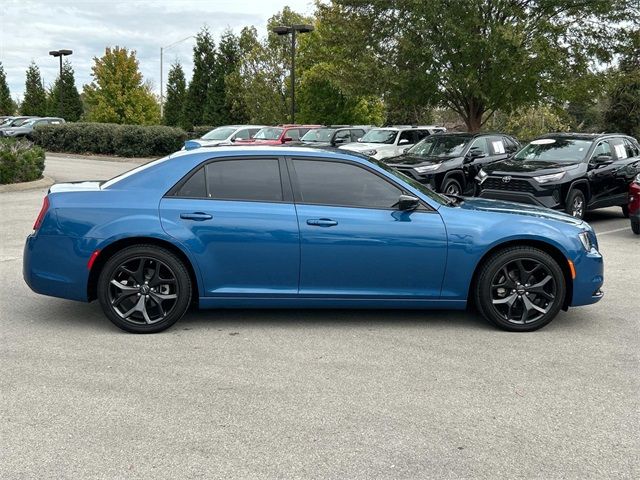 2023 Chrysler 300 Touring